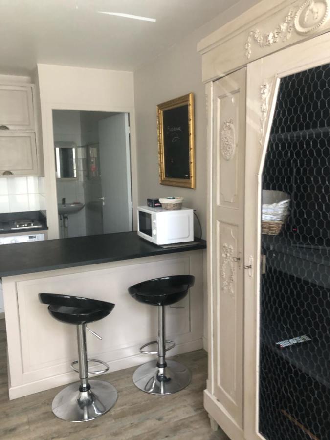 Appartement Au Coeur Historique De La Rochelle à La Rochelle  Extérieur photo